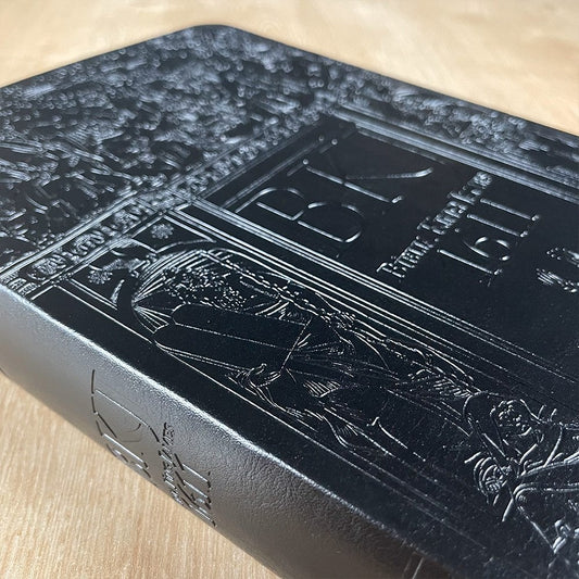 Bíblia King James 1611 | Letra Ultragigante | Capa Luxo Preta