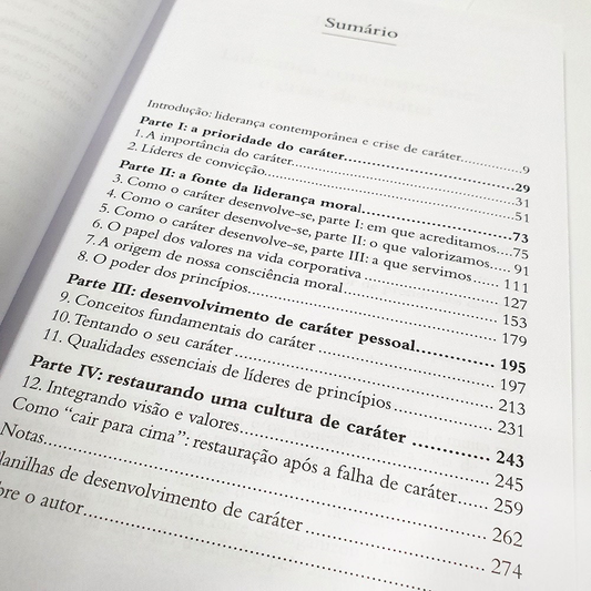 O Poder do Caráter na Liderança | Dr Myles Munroe