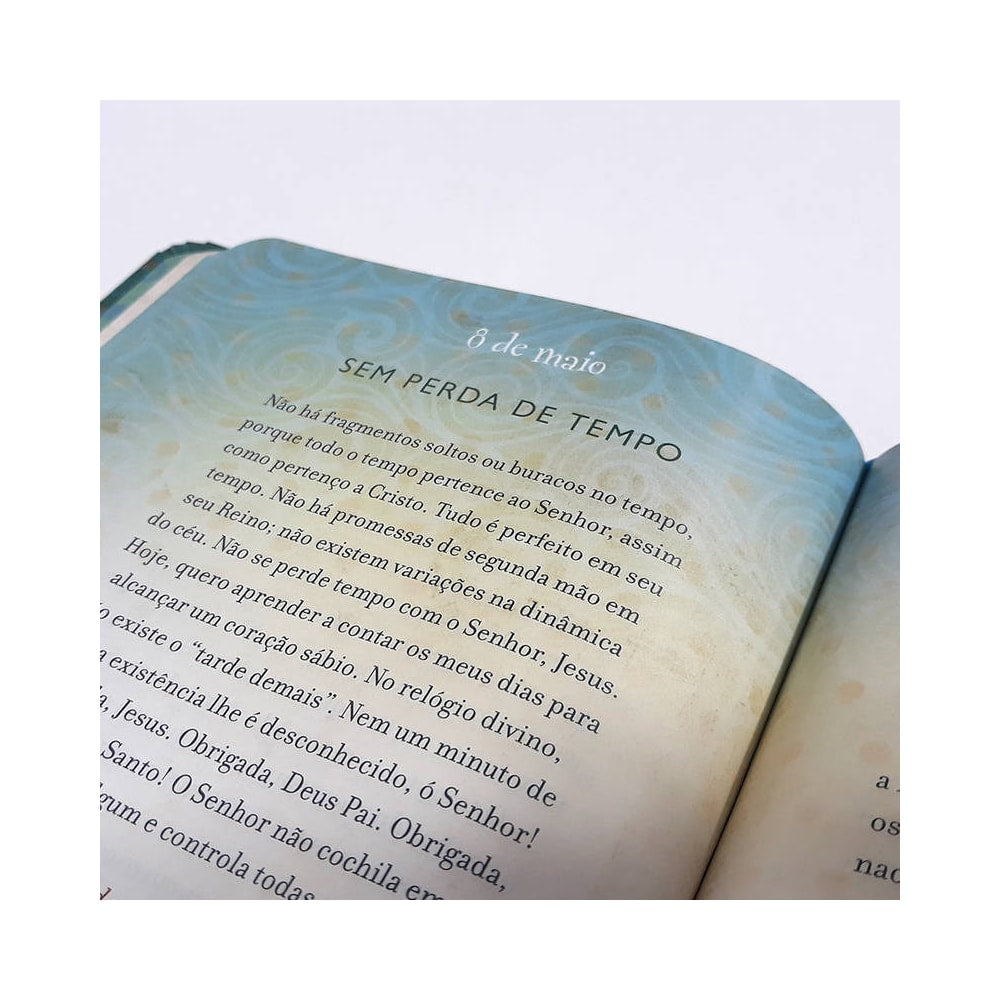 Devocional Obrigada Jesus | Marie Chapian | Capa Dura Luxo