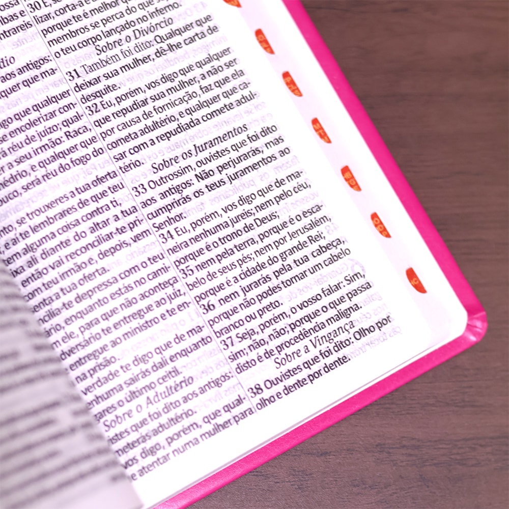 Bíblia Sagrada com Harpa Avivada e Corinhos | ARC | Letra Hipergigante | C/ Índice Capa PU Pink