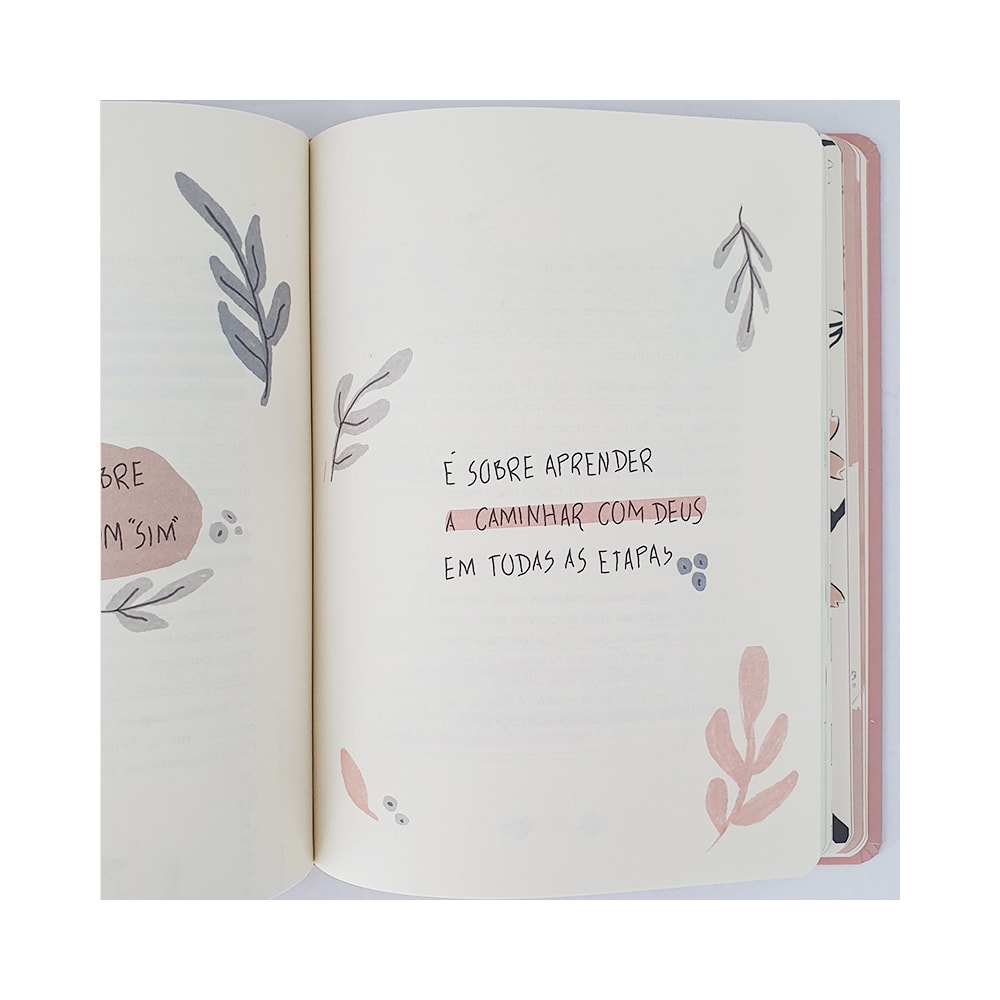 Enquanto Isso Journal | Fernanda Witwytzky