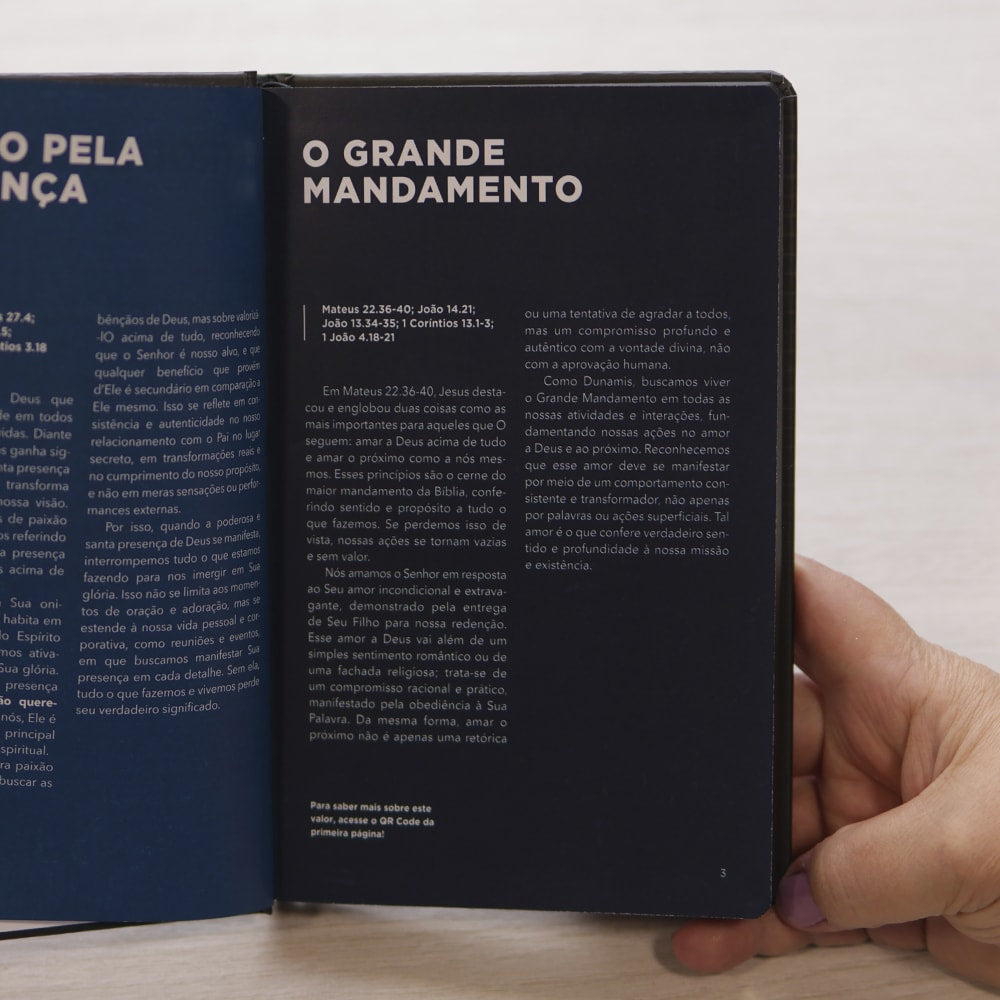 Bíblia Dunamis All black | NVI | Letra Normal | Capa Dura Preta