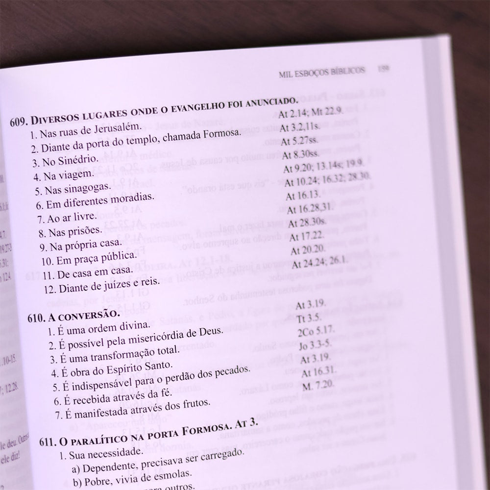 Mil Esboços Bíblicos | De Gênesis a Apocalipse | 4ª Edição | Brochura