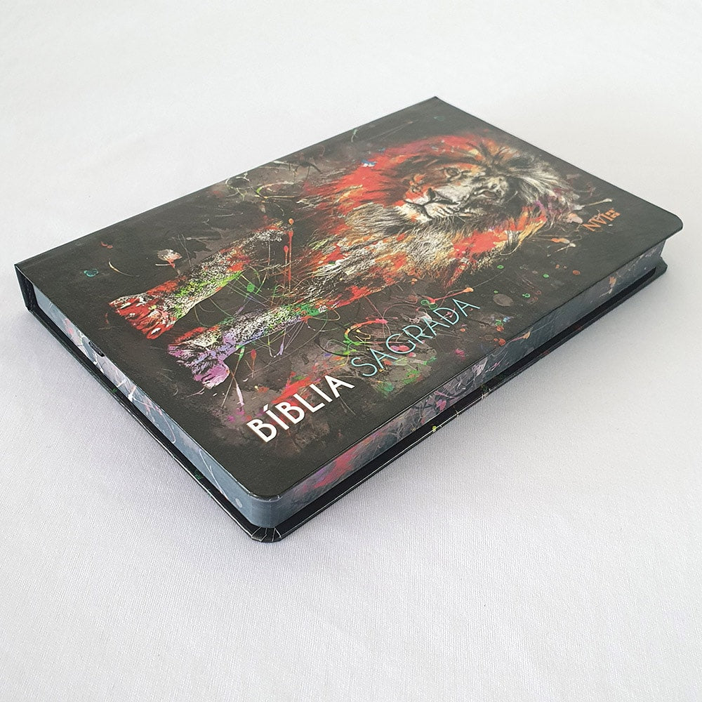 Bíblia Slim Leão Grafite | NVI | Letra Normal | Capa Dura