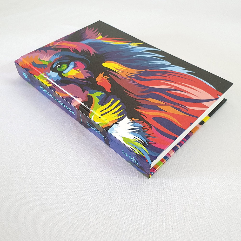Bíblia Lion Colors POP | NVT | Letra Normal | Capa Dura