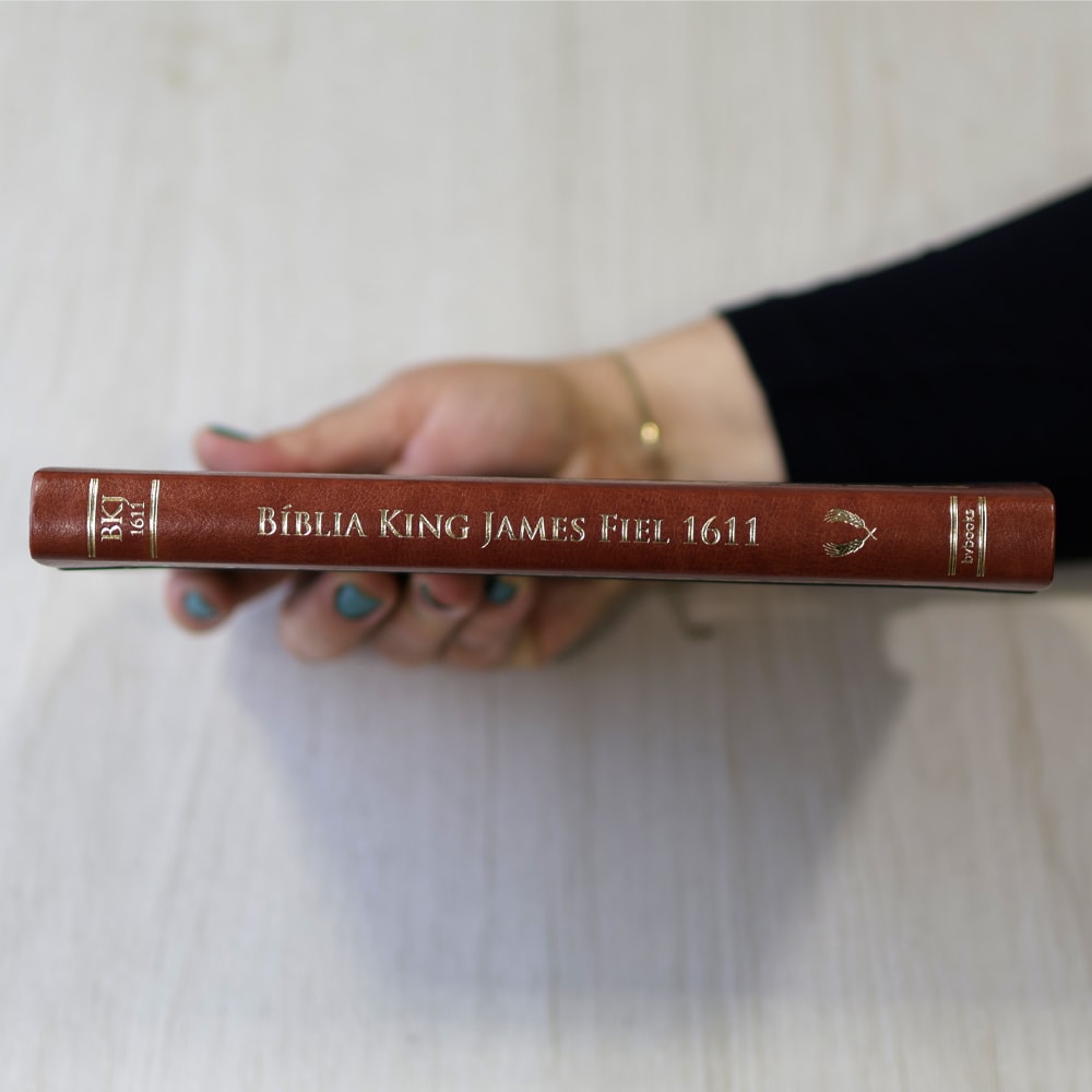 Bíblia King James 1611 Ultrafina Ampliada | Letra Normal | Capa Marrom e Preta