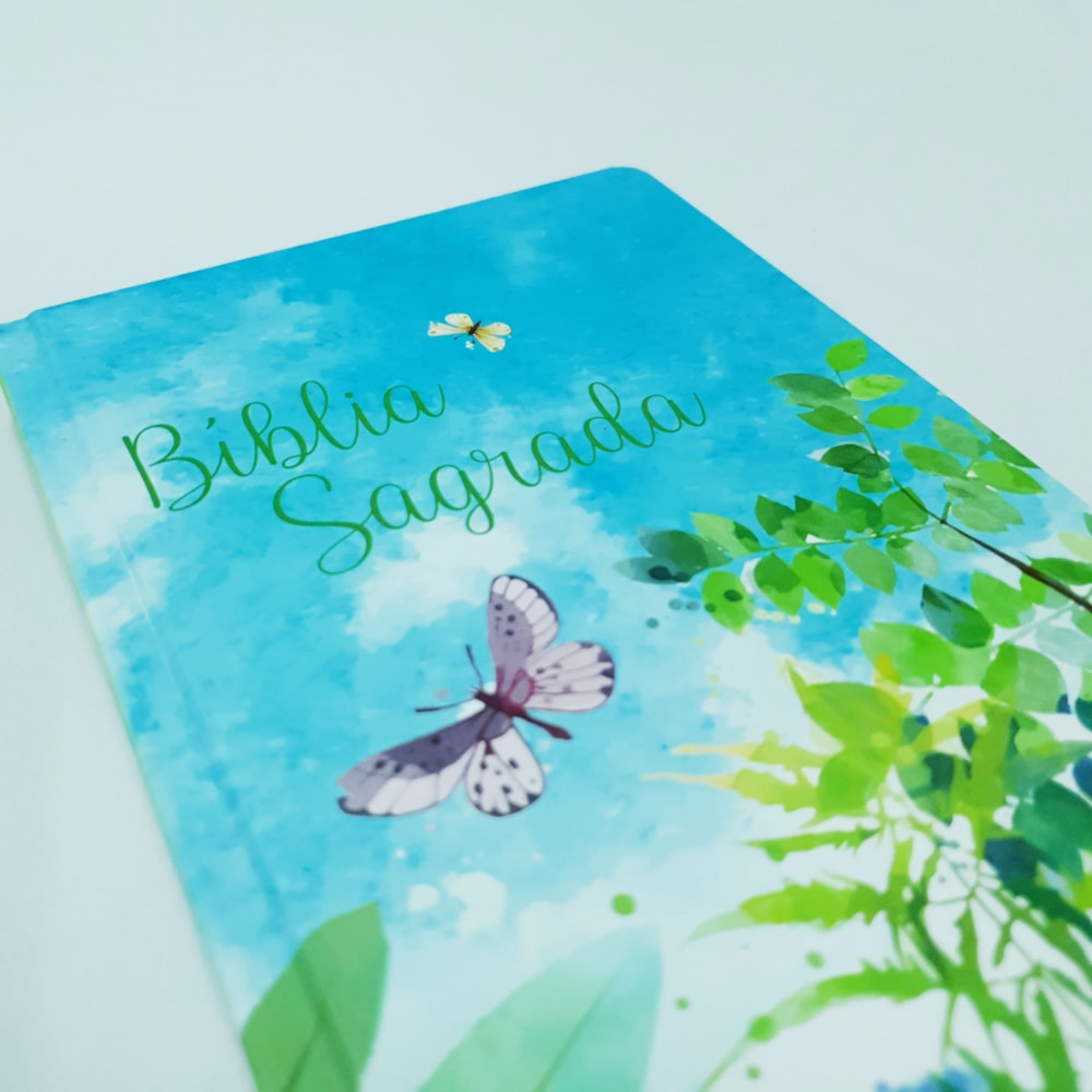 Bíblia Sagrada Jardim Regado | NVI | Letra Normal | Capa Dura