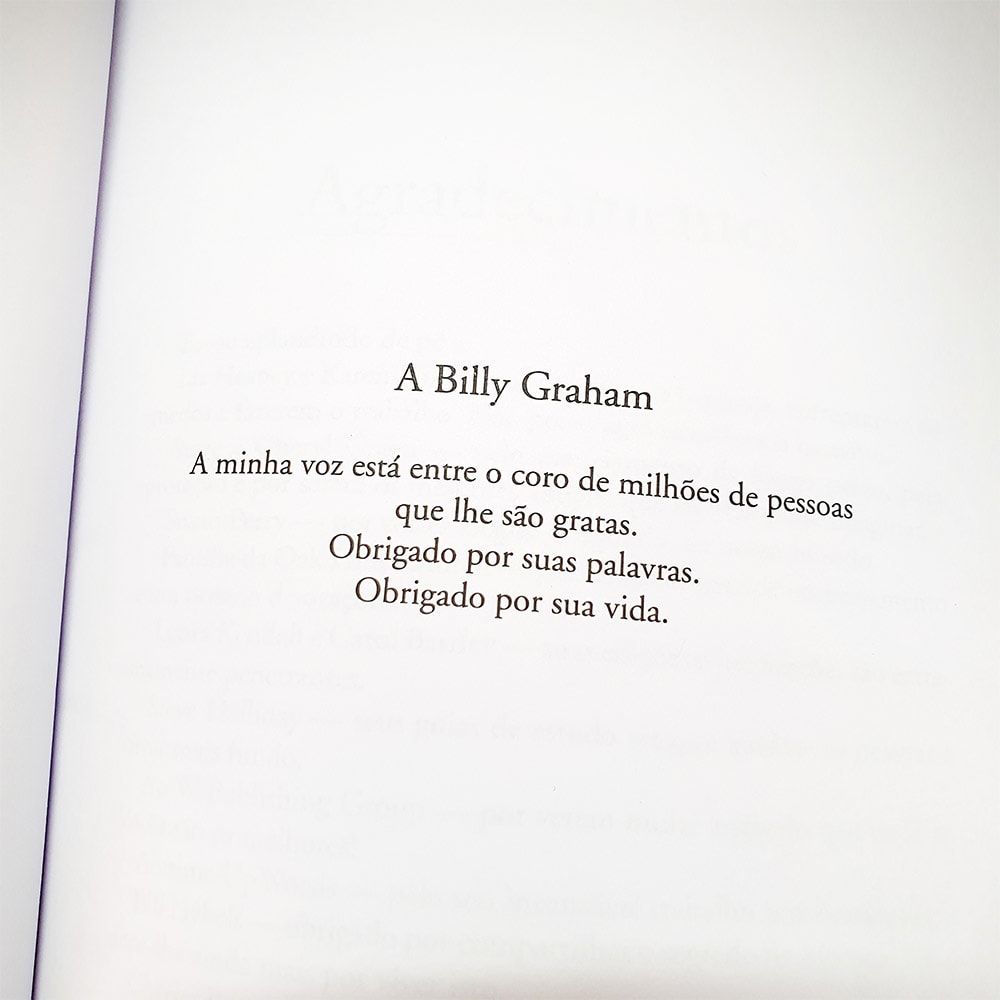 O Salvador Mora Ao Lado | Max Lucado | Capa Céu