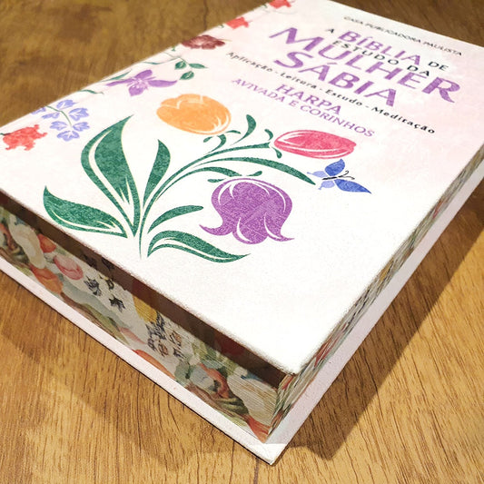 Bíblia de Estudo da Mulher Sábia | ARC | Harpa Avivada | Capa Dura Tulipa Rosas