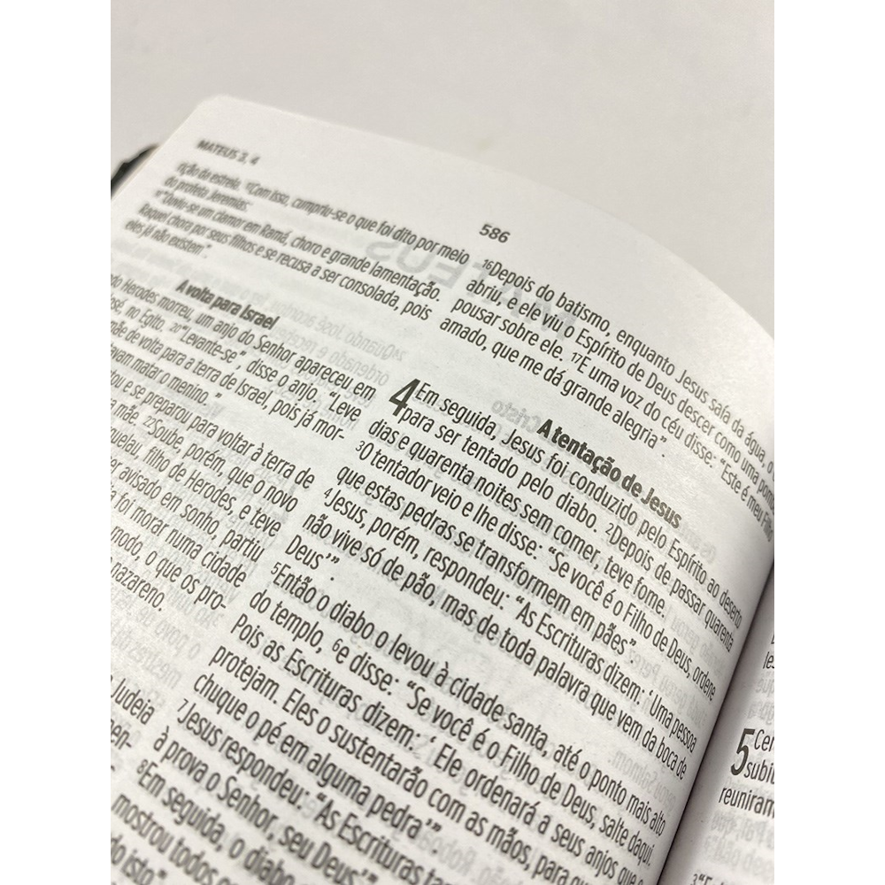 Bíblia Sagrada Slim | NVT | Letra Normal | Capa Roxa