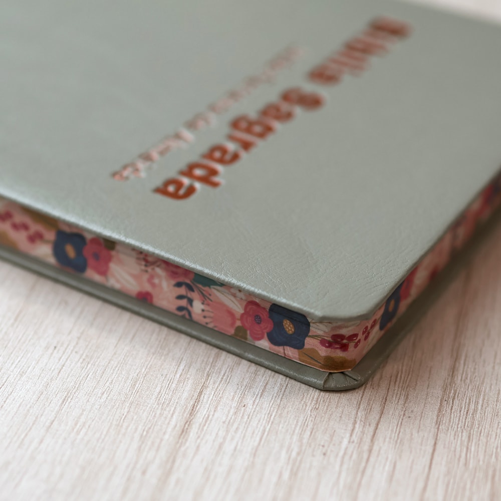 Bíblia Sagrada Slim | ARC | Capa Luxo Especial Cinza