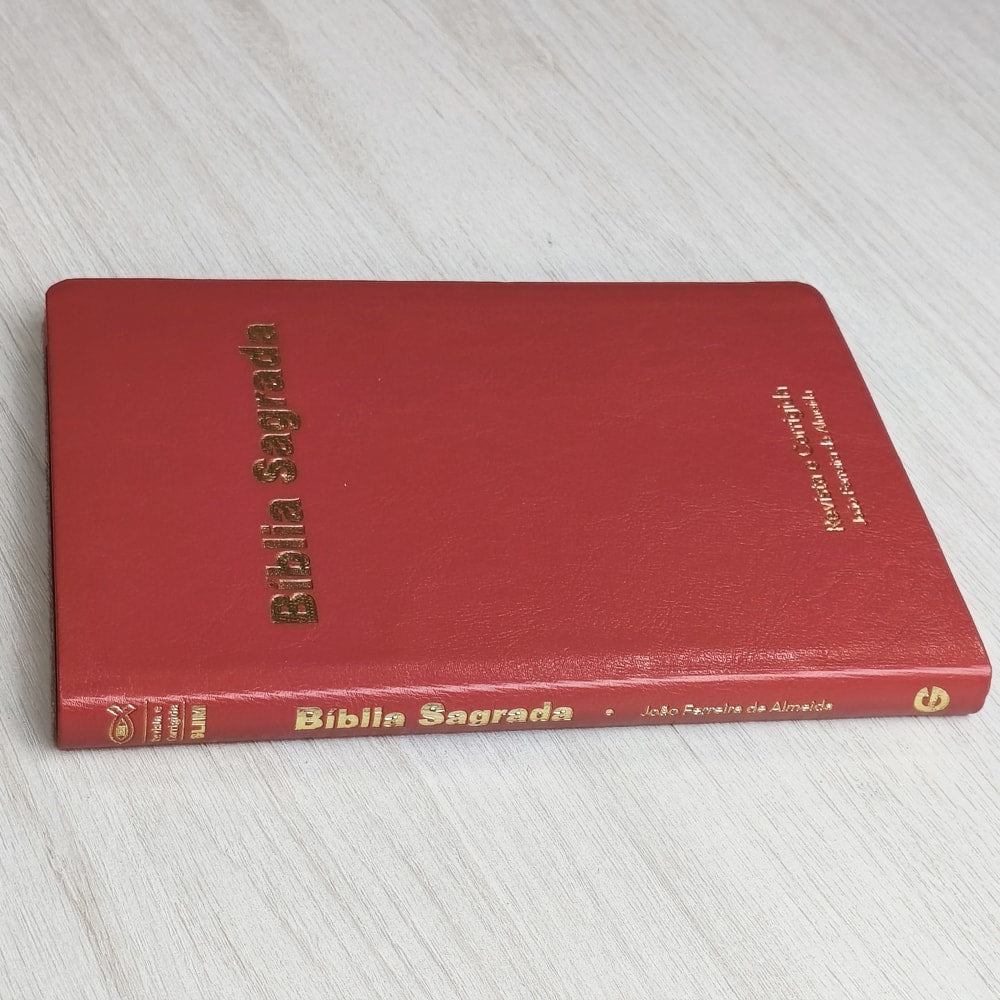 Bíblia Sagrada Slim | ARC | Capa Luxo Vinho