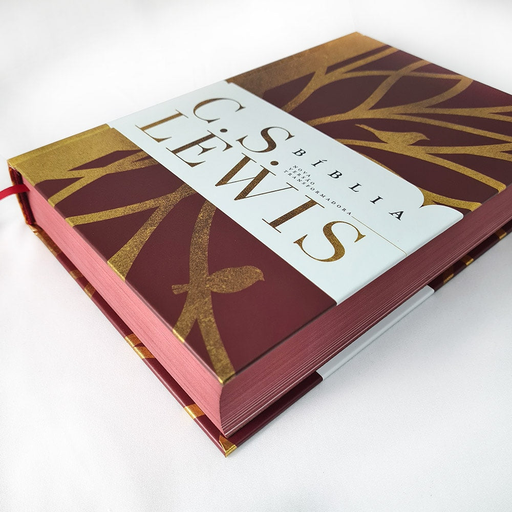 Bíblia C S Lewis | NVT | Leitura Perfeita | Capa Dura Vermelho e Dourado