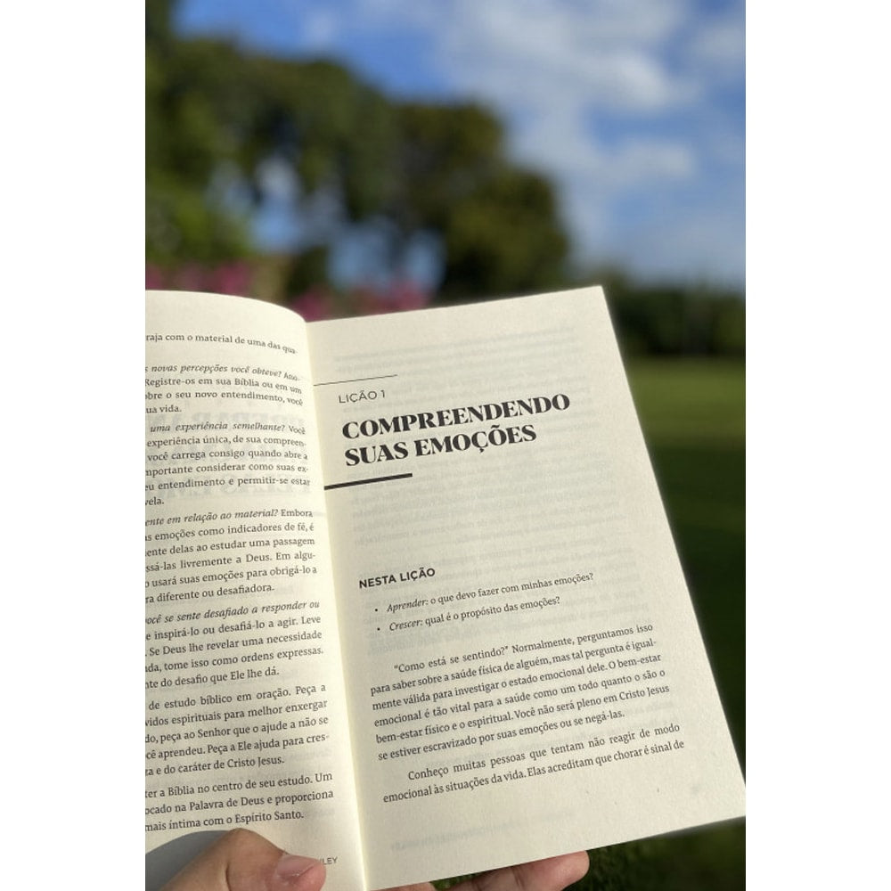 Tornando-se Emocionalmente Completo | Charles F Stanley