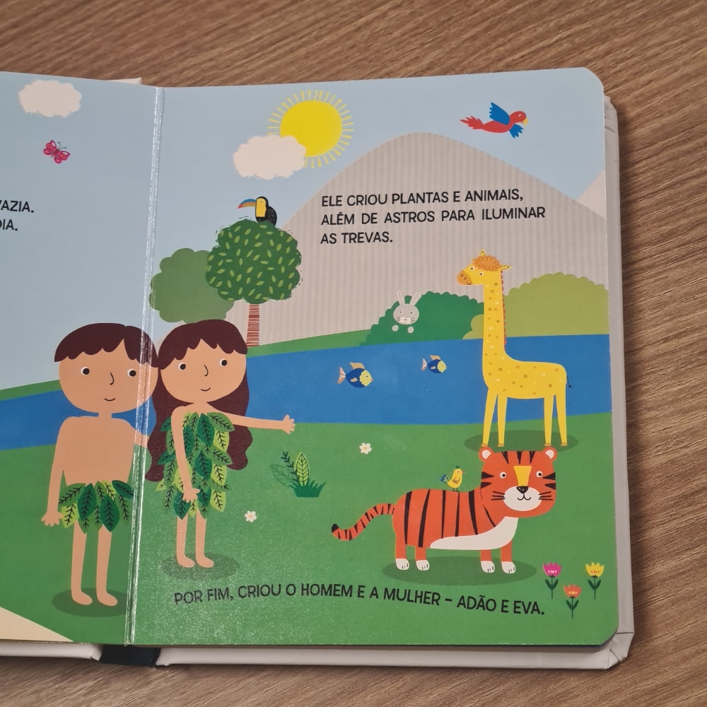Minha Primeira Bíblia para Meninos | Capa Almofadada | Ciranda Cultural