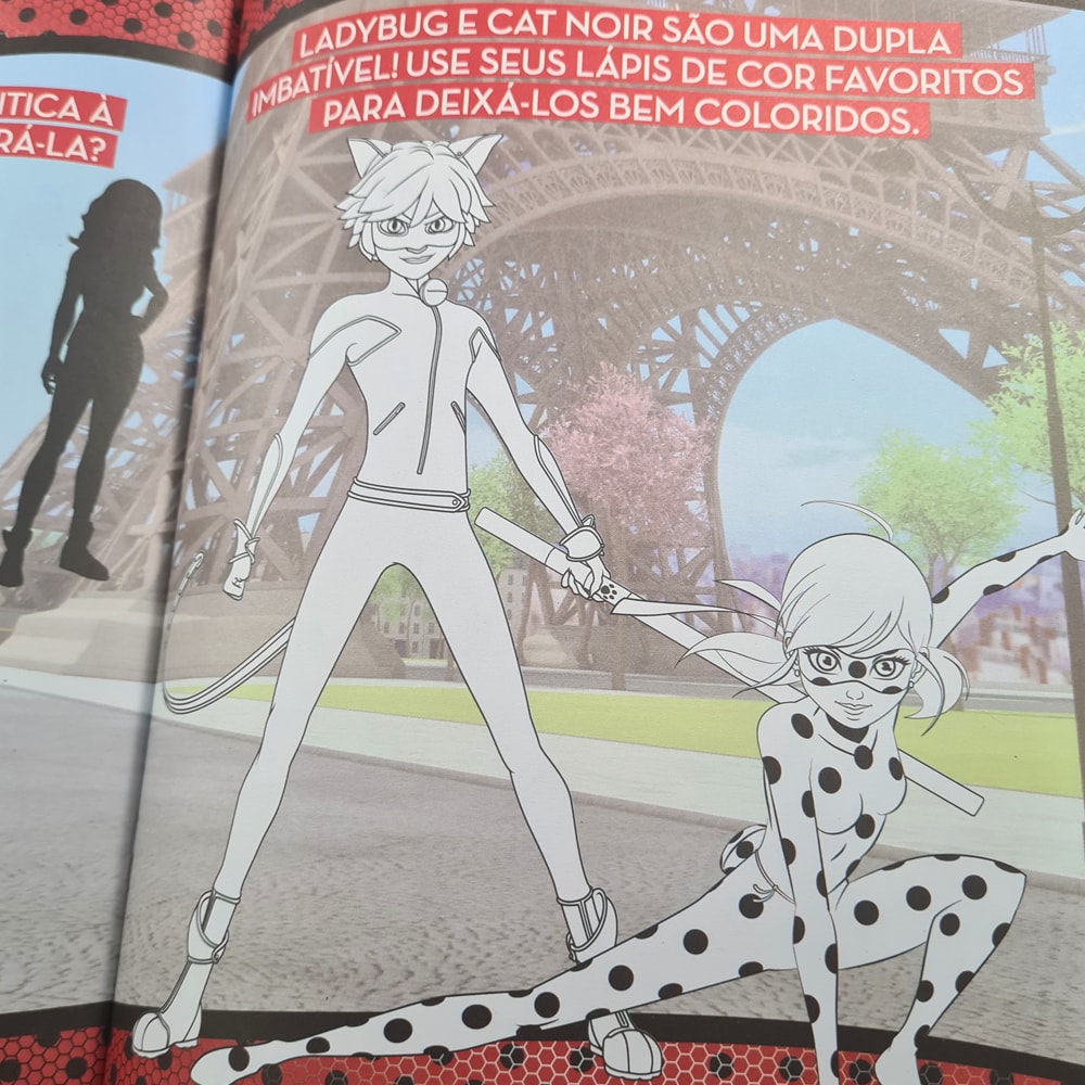 Super livro de adesivos Miraculous | 500 Adesivos