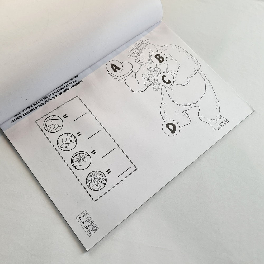 Marsha e o Urso | Prancheta para Colorir | Surpreenda-se com Toda Turma