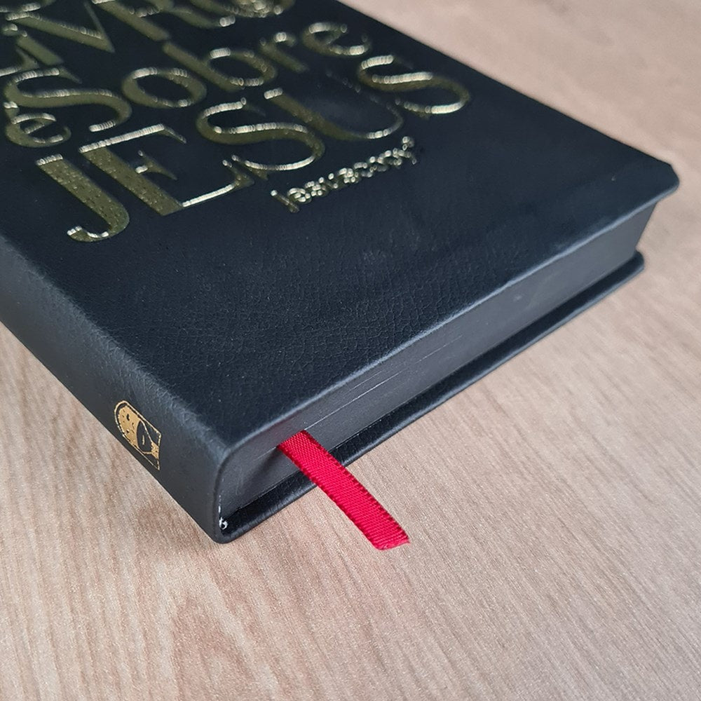 Bíblia Jesus Copy Este Livro é Sobre Jesus | NVI | Letra Normal | Capa Luxo Preta
