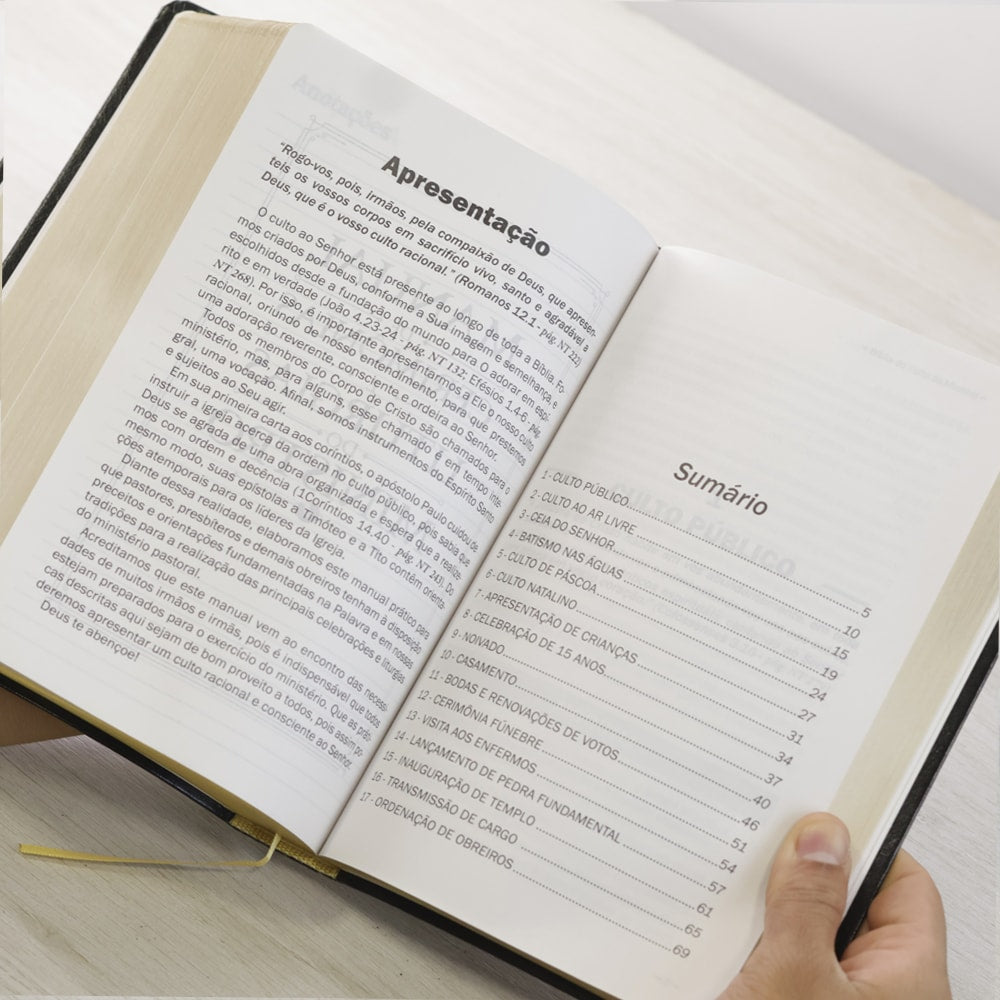 Bíblia do Culto do Ministro com Harpa Cristã e Corinhos | ARC | Letras ExtraGigante | Capa Luxo Preta