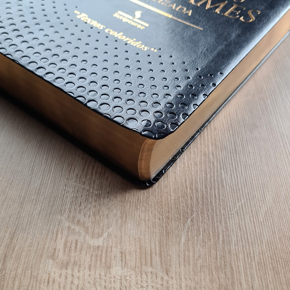 Bíblia de Estudo King James Atualizada | 1611 | Letra Normal | Capa Luxo Preta