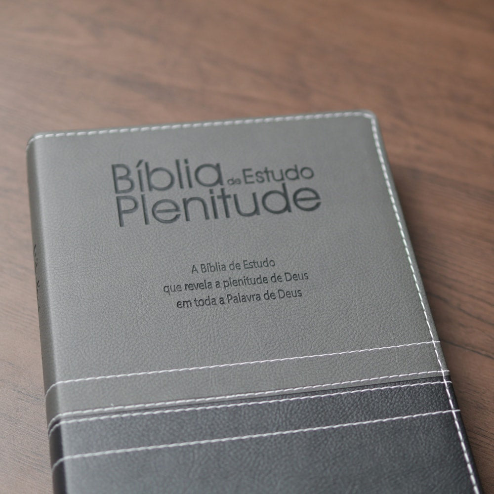 Bíblia de Estudo Plenitude | ARA | Letra Normal | Capa Luxo Cinza e Preto