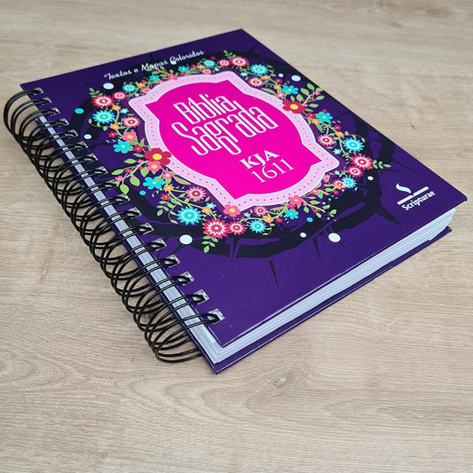 Bíblia Sagrada KJA 1611 | Letra Normal | Capa Dura Espiral Floral Roxa