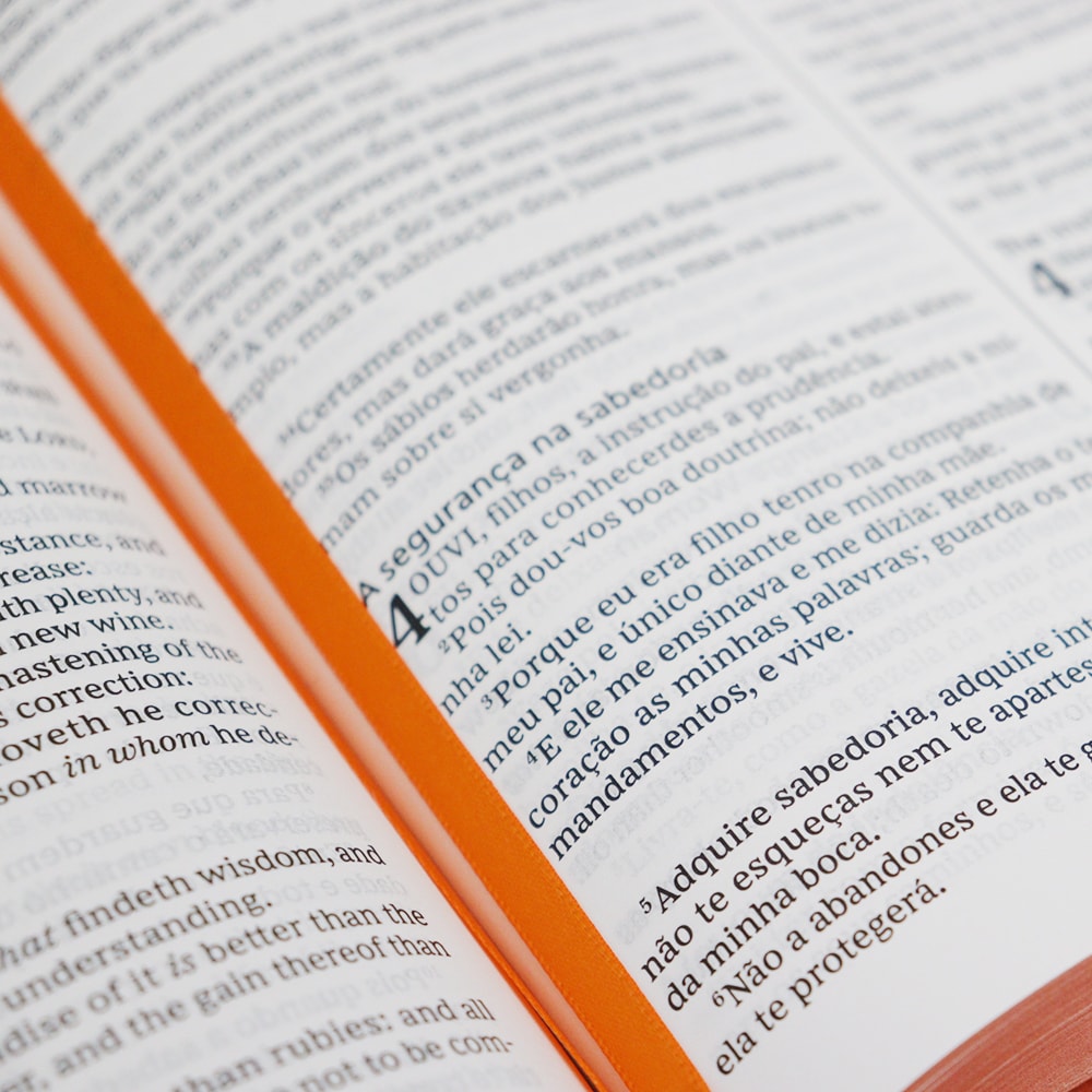 Bíblia Bilíngue | Português e Inglês | ACF | KJV | Leitura Perfeita | Capa Dura Preta