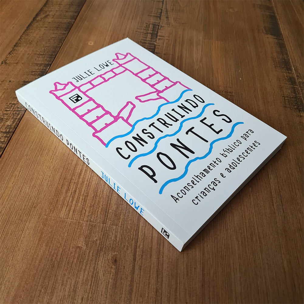 Construindo Pontes | Julie Lowe