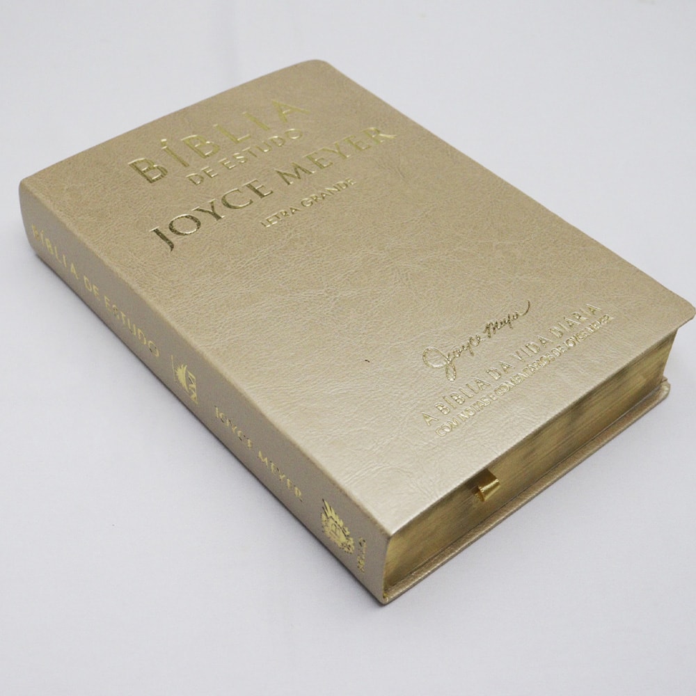 Bíblia De Estudo Joyce Meyer | NVI | Letra Grande | Capa Luxo Dourada