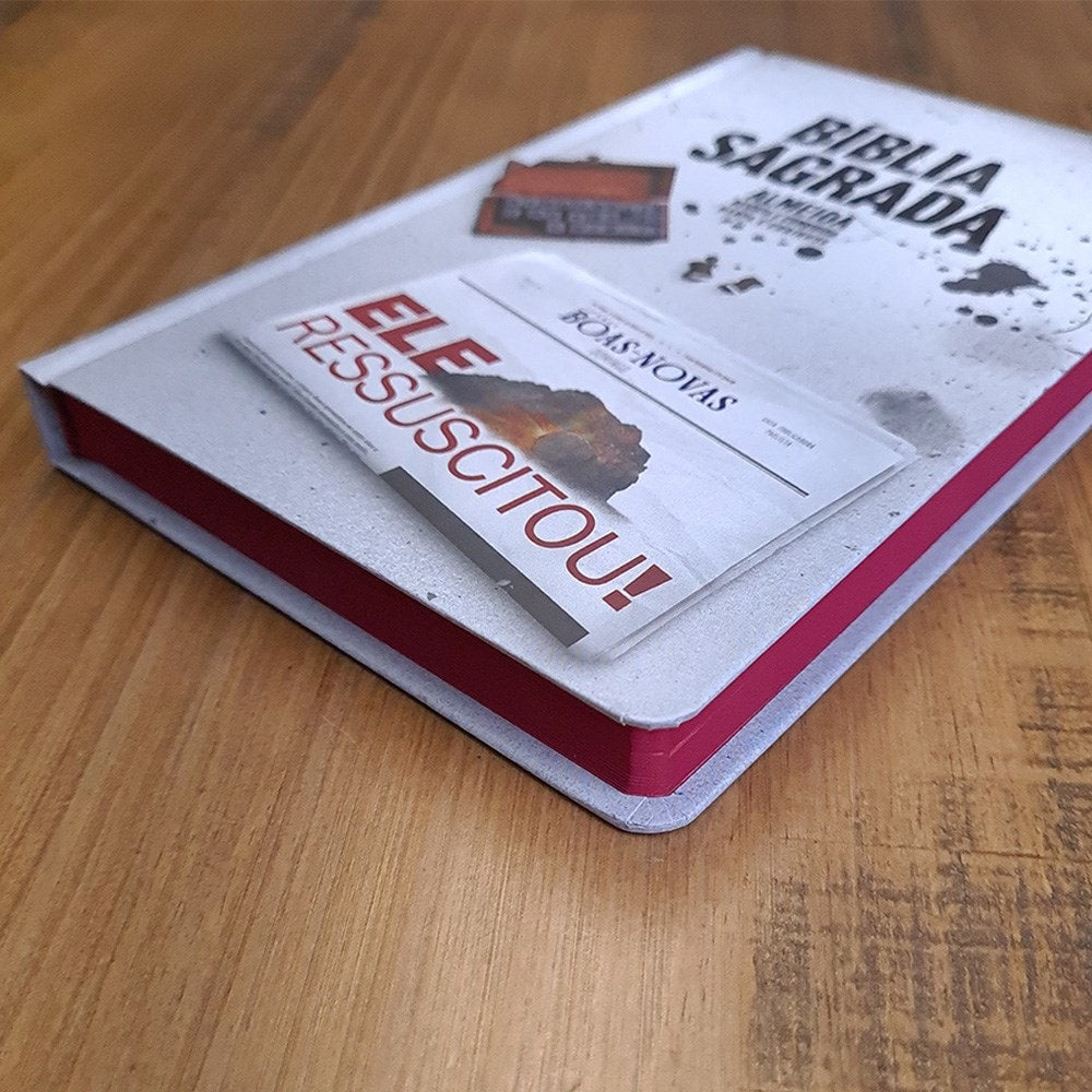 Bíblia Sagrada Slim | Harpa e Corinhos | ARC | Letra Normal | Capa Dura Ressuscitou
