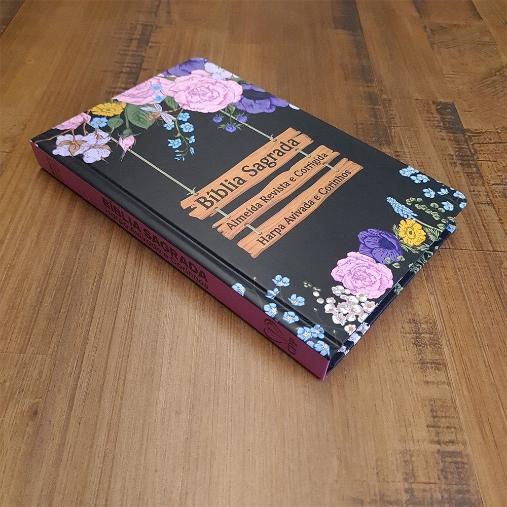 Bíblia Sagrada Slim | Harpa e Corinhos | ARC | Letra Normal | Capa Dura Jardim Preta
