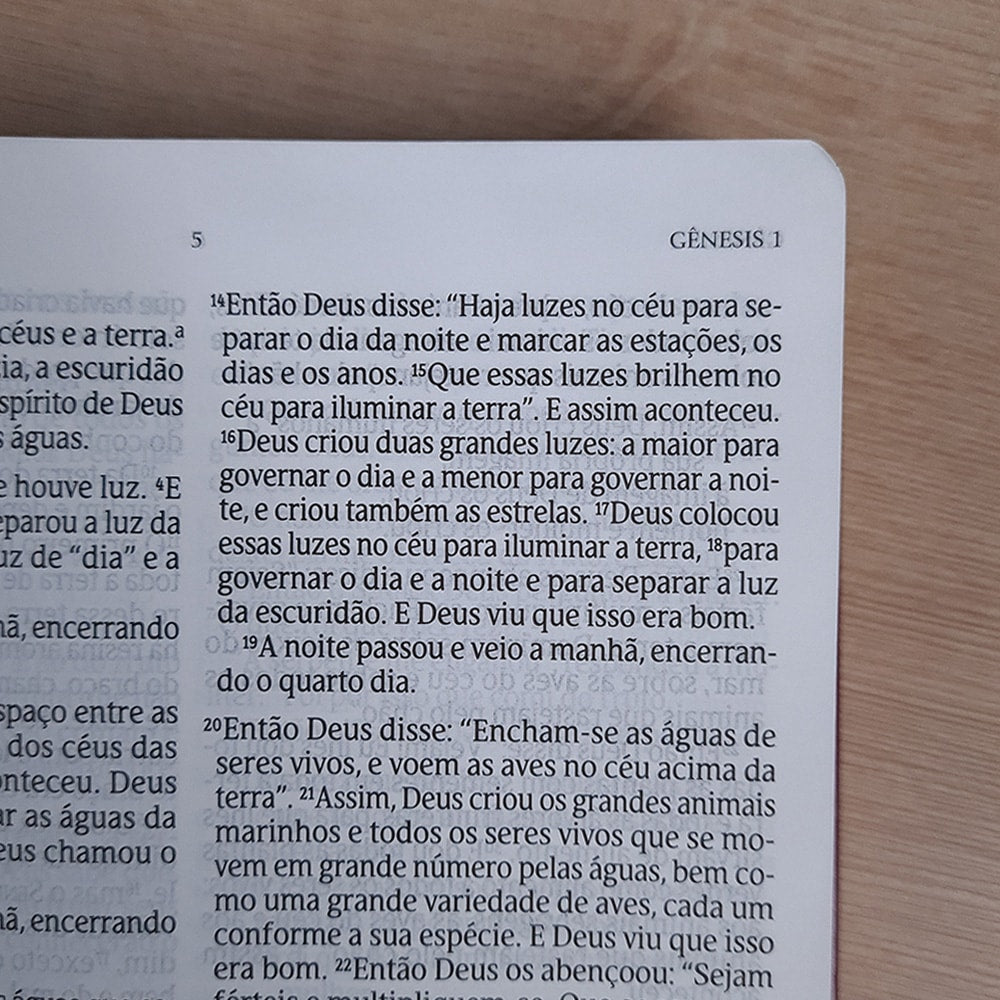 Bíblia de Estudos e Sermões de C H Spurgeon | NVT | Letra Normal | Capa Luxo Vinho