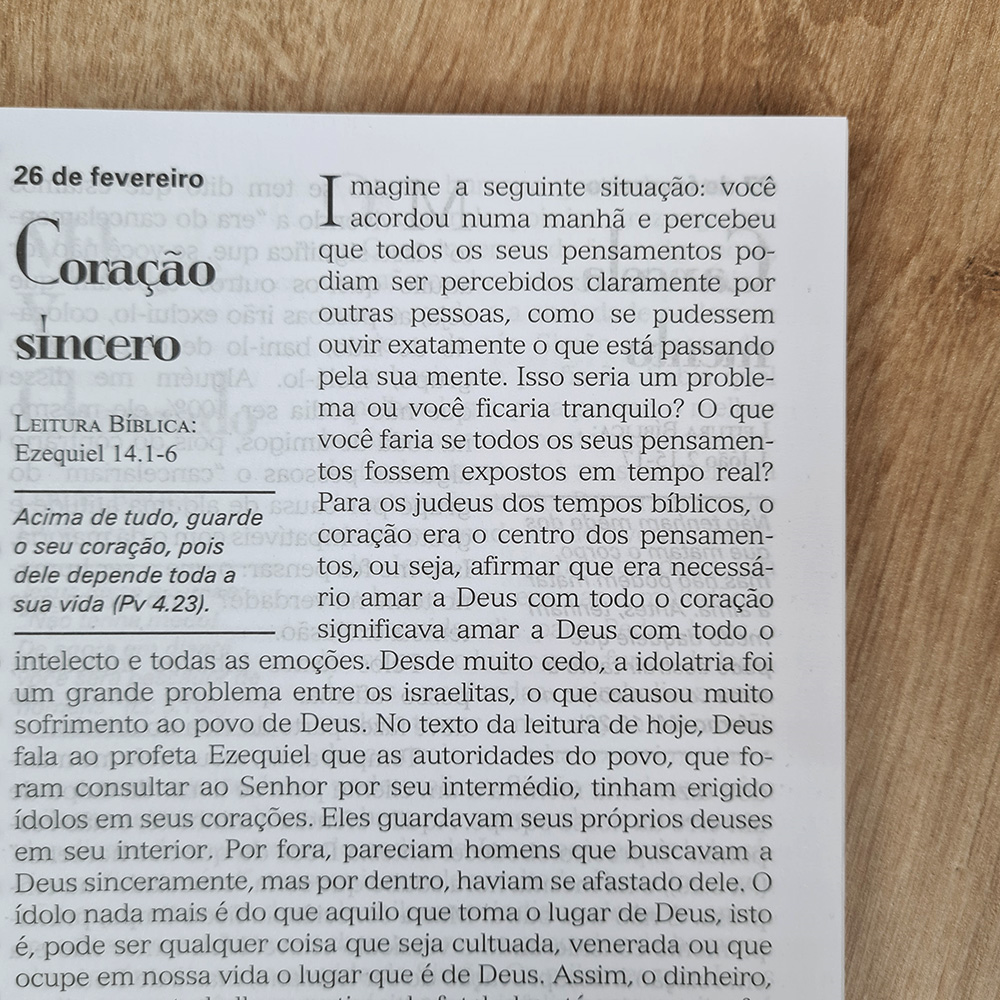Devocional Presente Diário | Vol 27 | Letra Grande | Capa Brochura Espiral Feminina
