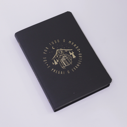 Bíblia Sagrada Ide por todo o mundo Slim | NVT | Letra Maior| Capa Luxo Preta e Dourada