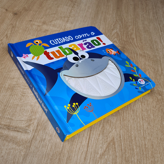 Livro Toque e Sinta | Cuidado com o Tubarão | Ciranda Cultural