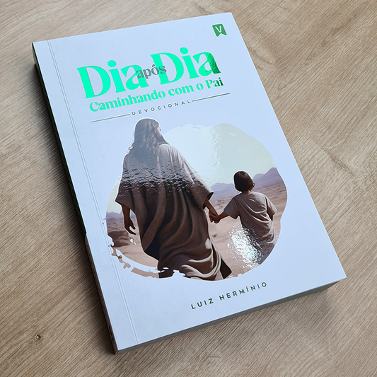 Devocional Dia após Dia Caminhando com o Pai | Luiz Hermínio