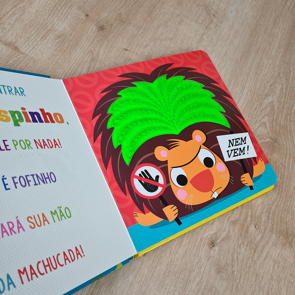 Livro Toque e Sinta | Cuidado com o Porco-Espinho e Seus Amigos!