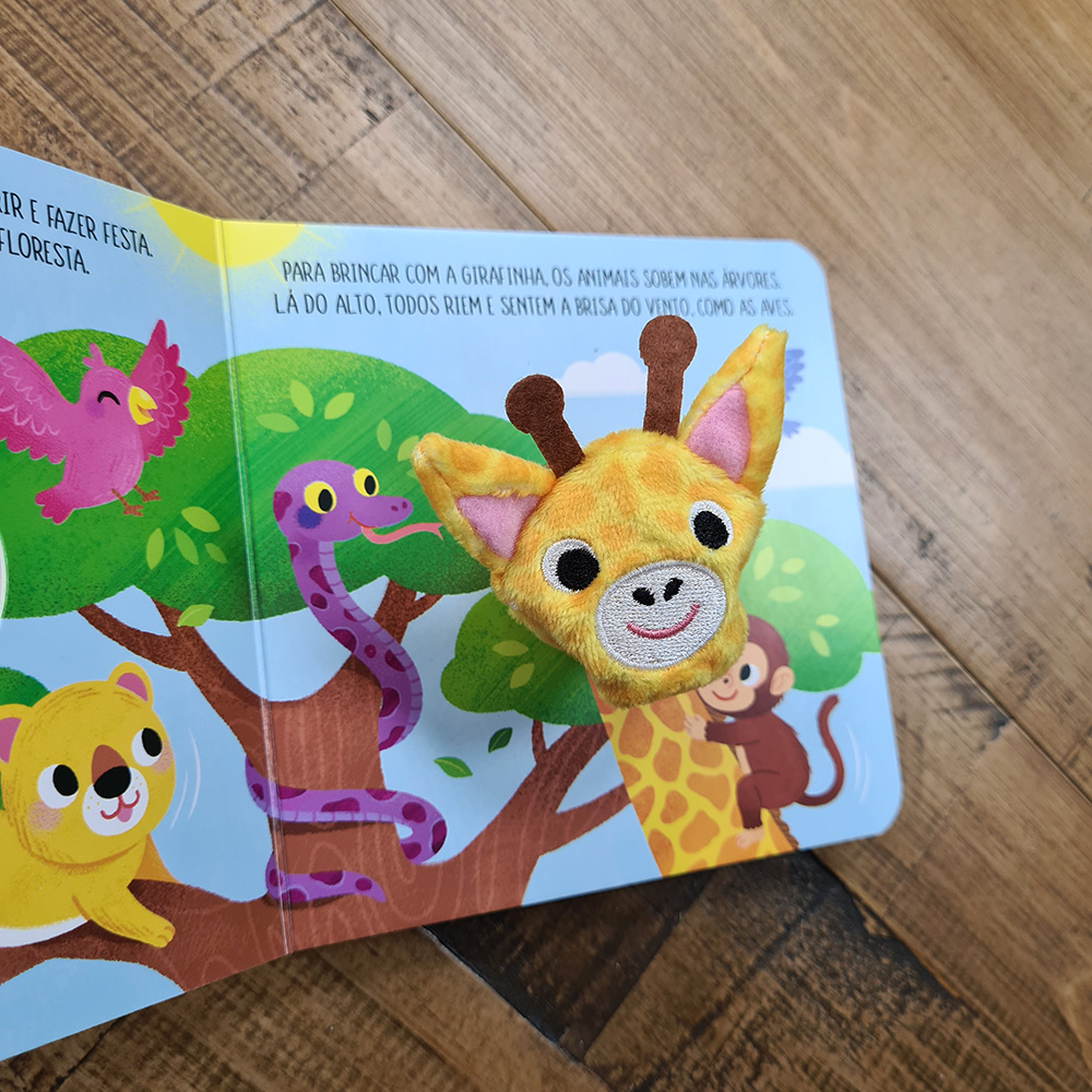 Girafinha | Com Um Dedoche Divertido