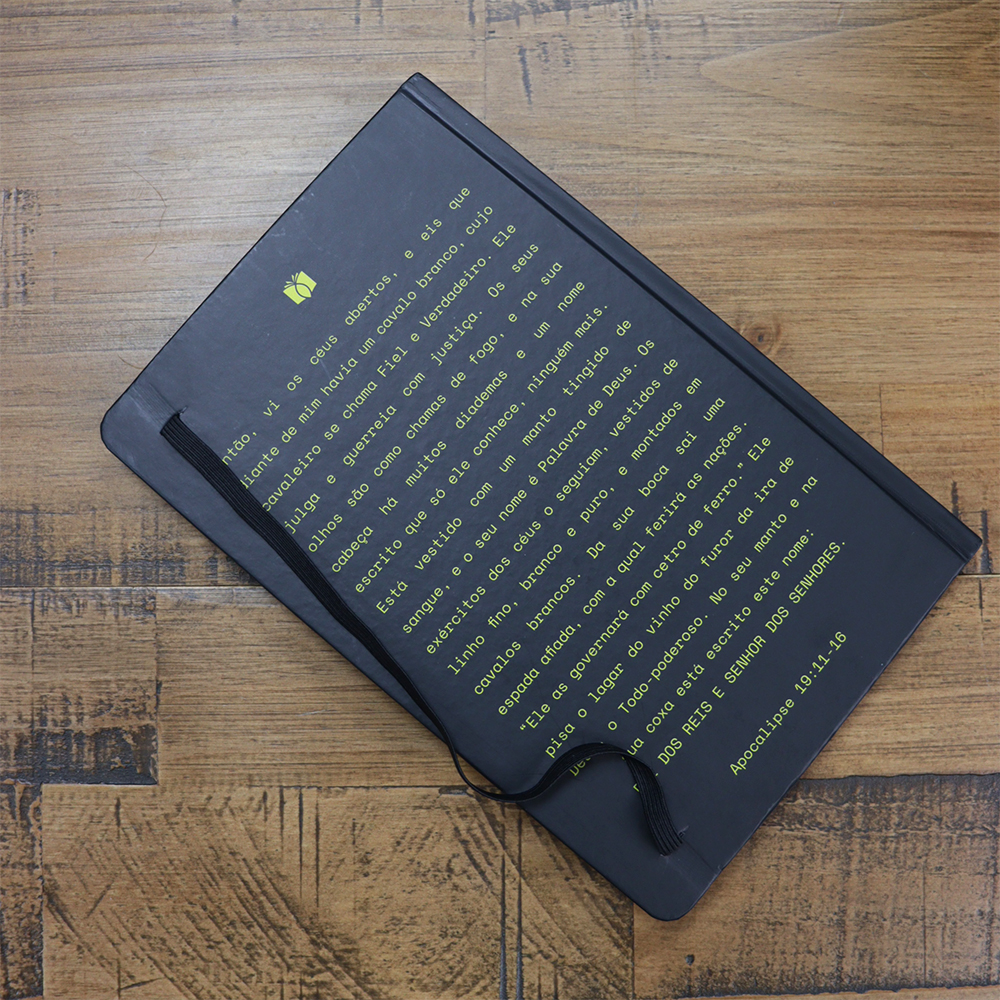 Caderno Moleskine | Com Pauta | Jesus is King