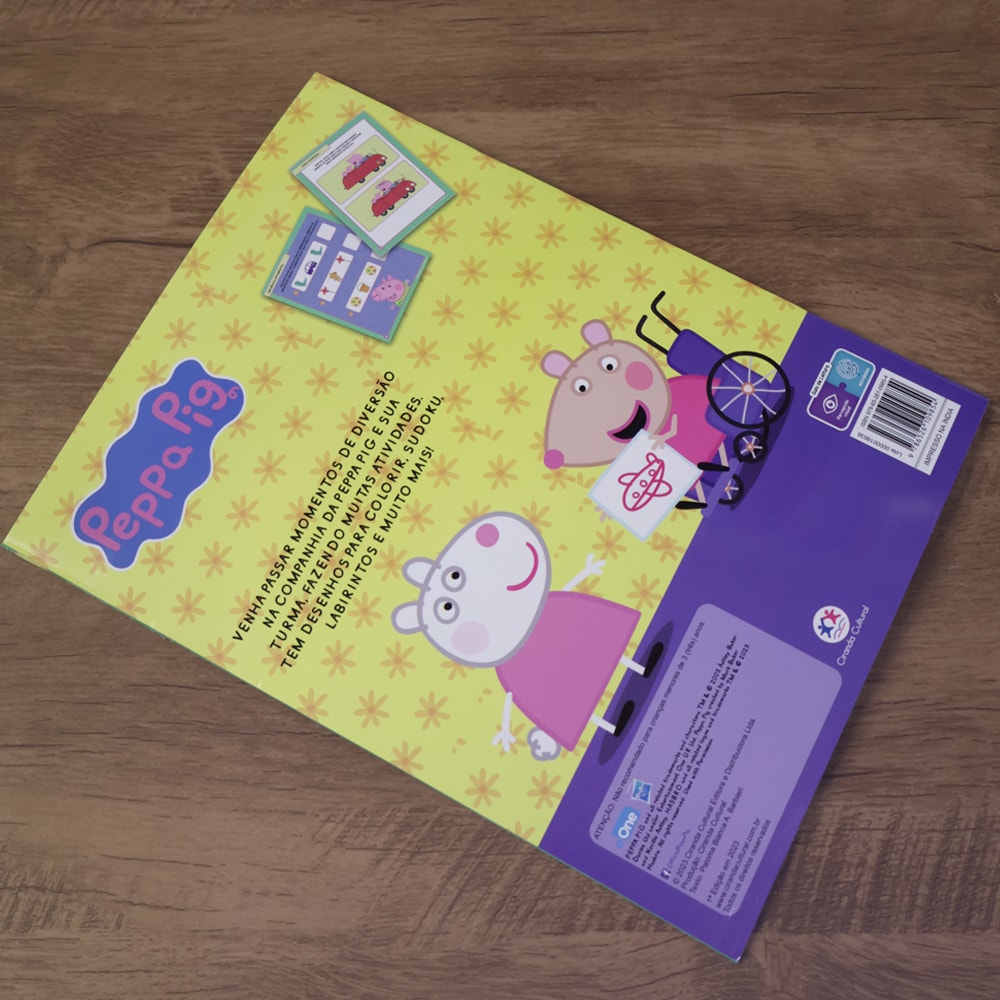 Peppa Pig | Com Adesivo 3-D | 3 a 5 Anos