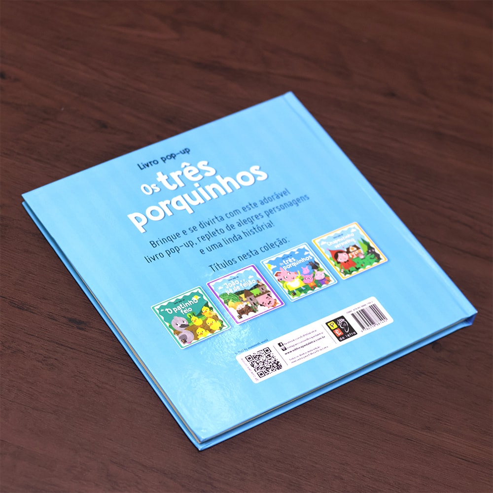 Livro Pop-up | Os Três Porquinhos | 4 a 8 Anos
