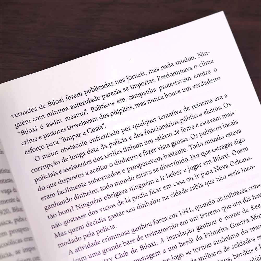 Em Lados Opostos |
John Grisham