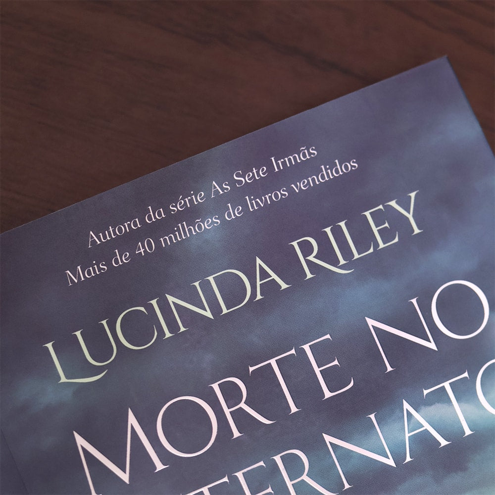 Morte no Internato |
Lucinda Riley