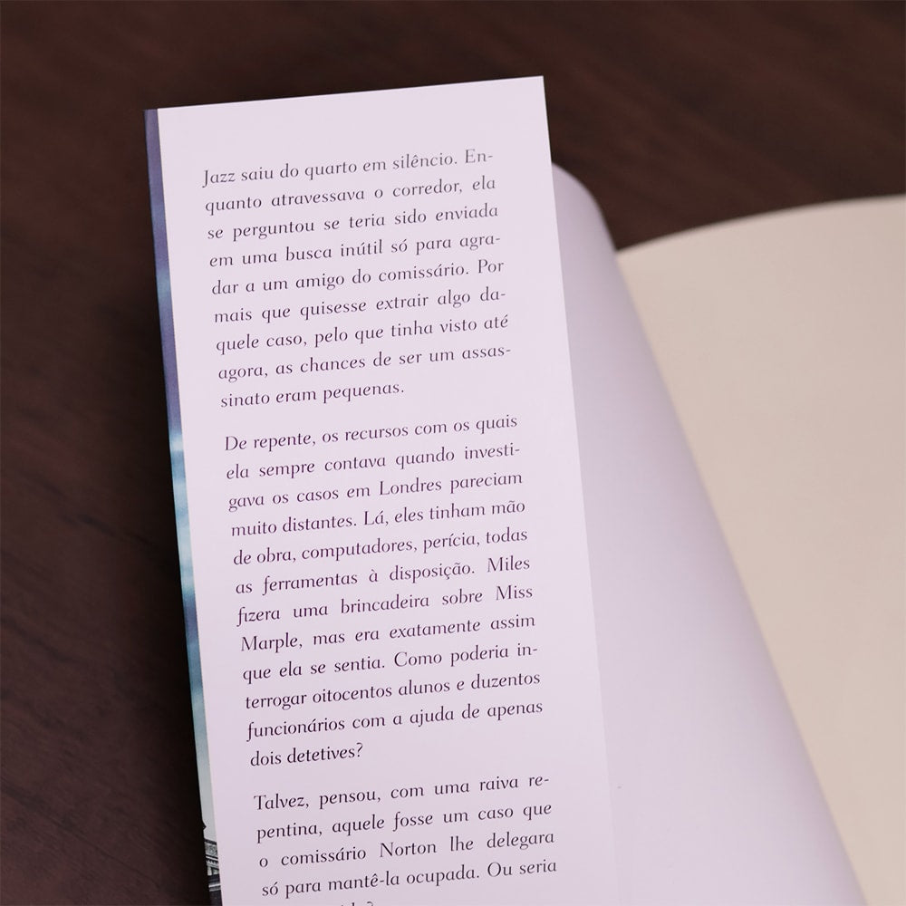 Morte no Internato |
Lucinda Riley