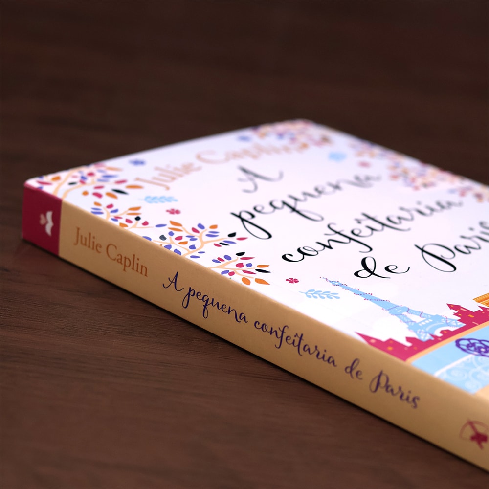 A Pequena Confeitaria de Paris |
Julie Caplin