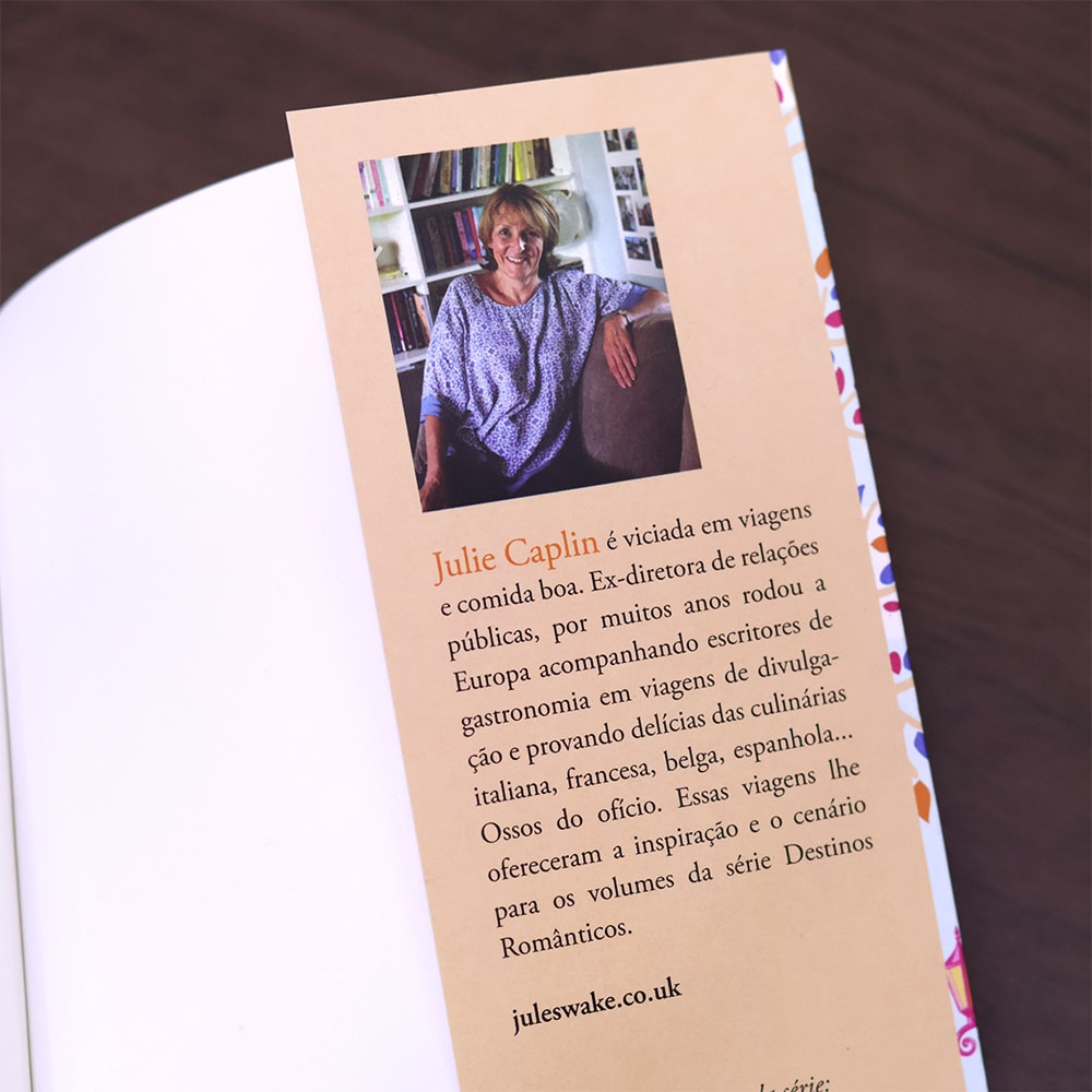 A Pequena Confeitaria de Paris |
Julie Caplin