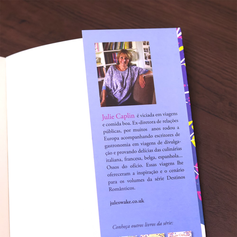 A Pequena Pousada da Islândia |
Julie Caplin