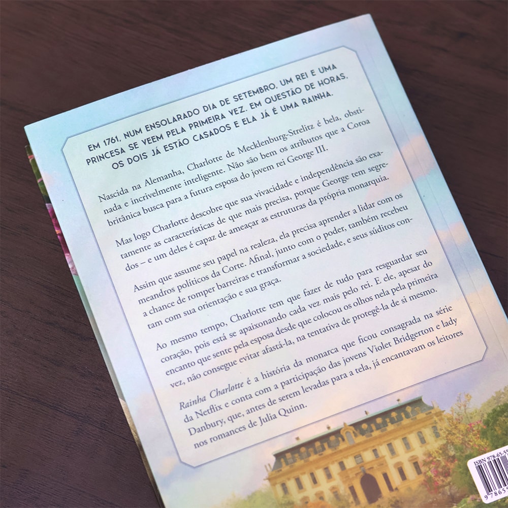 Rainha Charlotte
| Julia Quinn