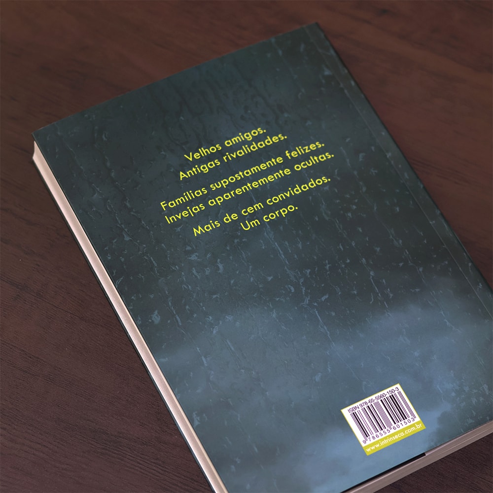 A Lista de Convidados |
Lucy Foley
