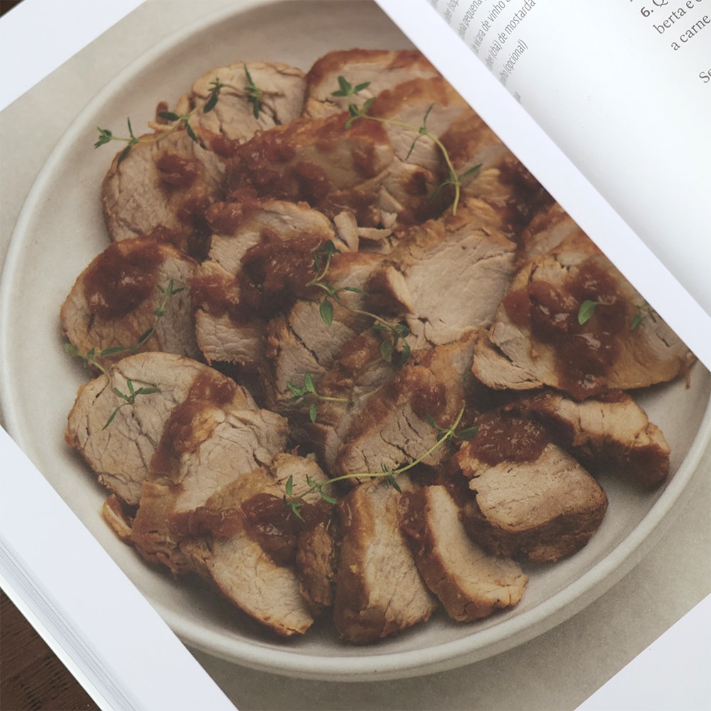 Na Cozinha |
Juliana Gueiros